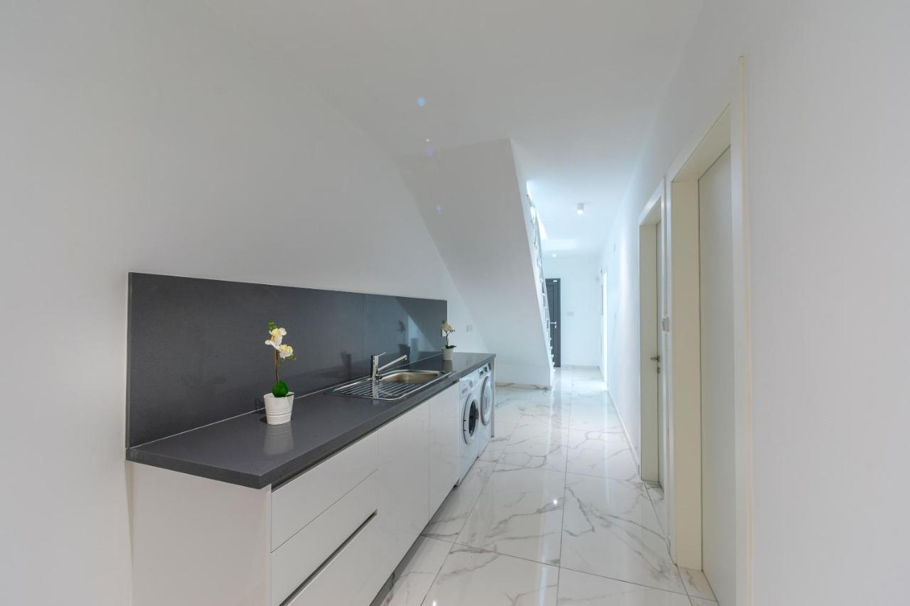 Villa Pleiades Paphos ภายนอก รูปภาพ