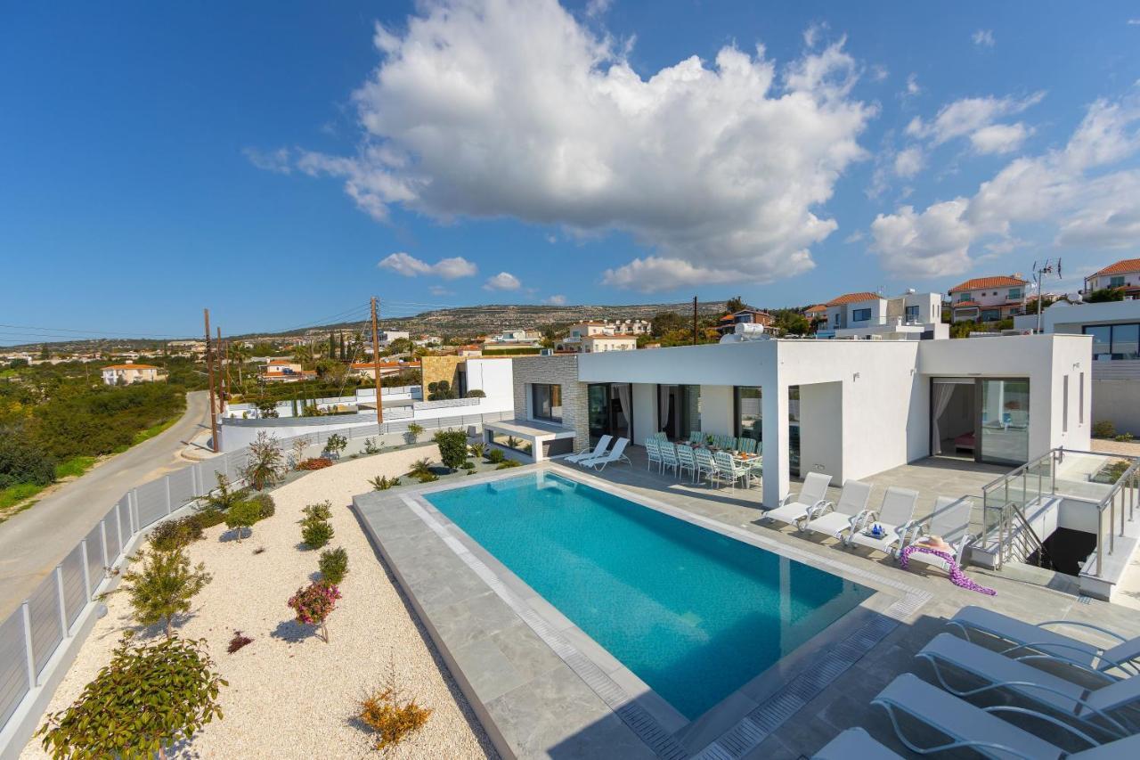 Villa Pleiades Paphos ภายนอก รูปภาพ