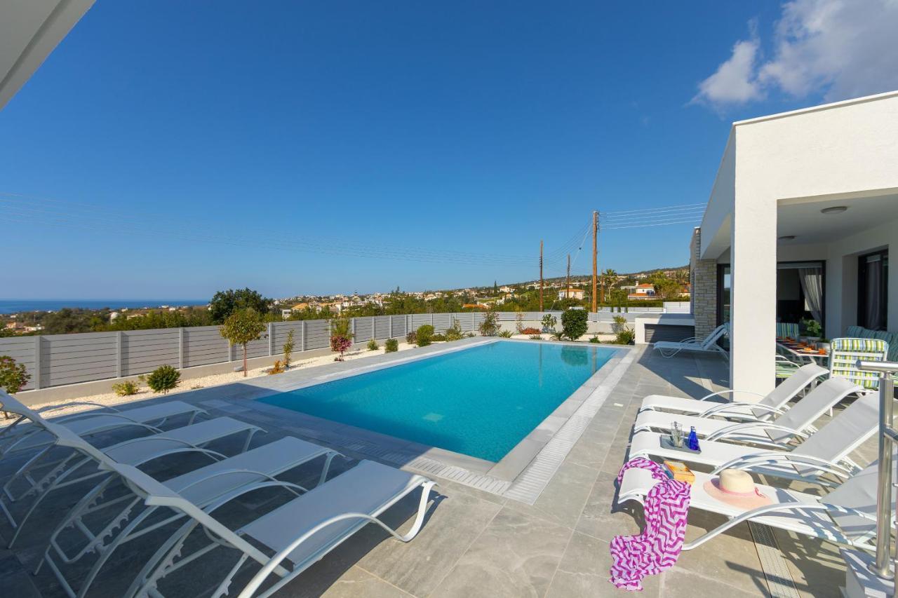 Villa Pleiades Paphos ภายนอก รูปภาพ