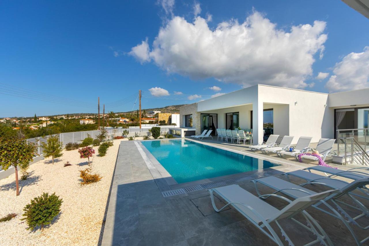 Villa Pleiades Paphos ภายนอก รูปภาพ
