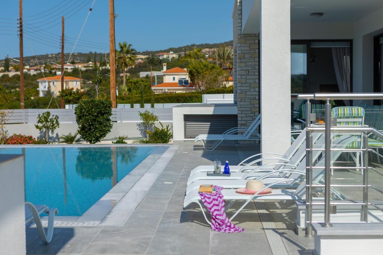 Villa Pleiades Paphos ภายนอก รูปภาพ