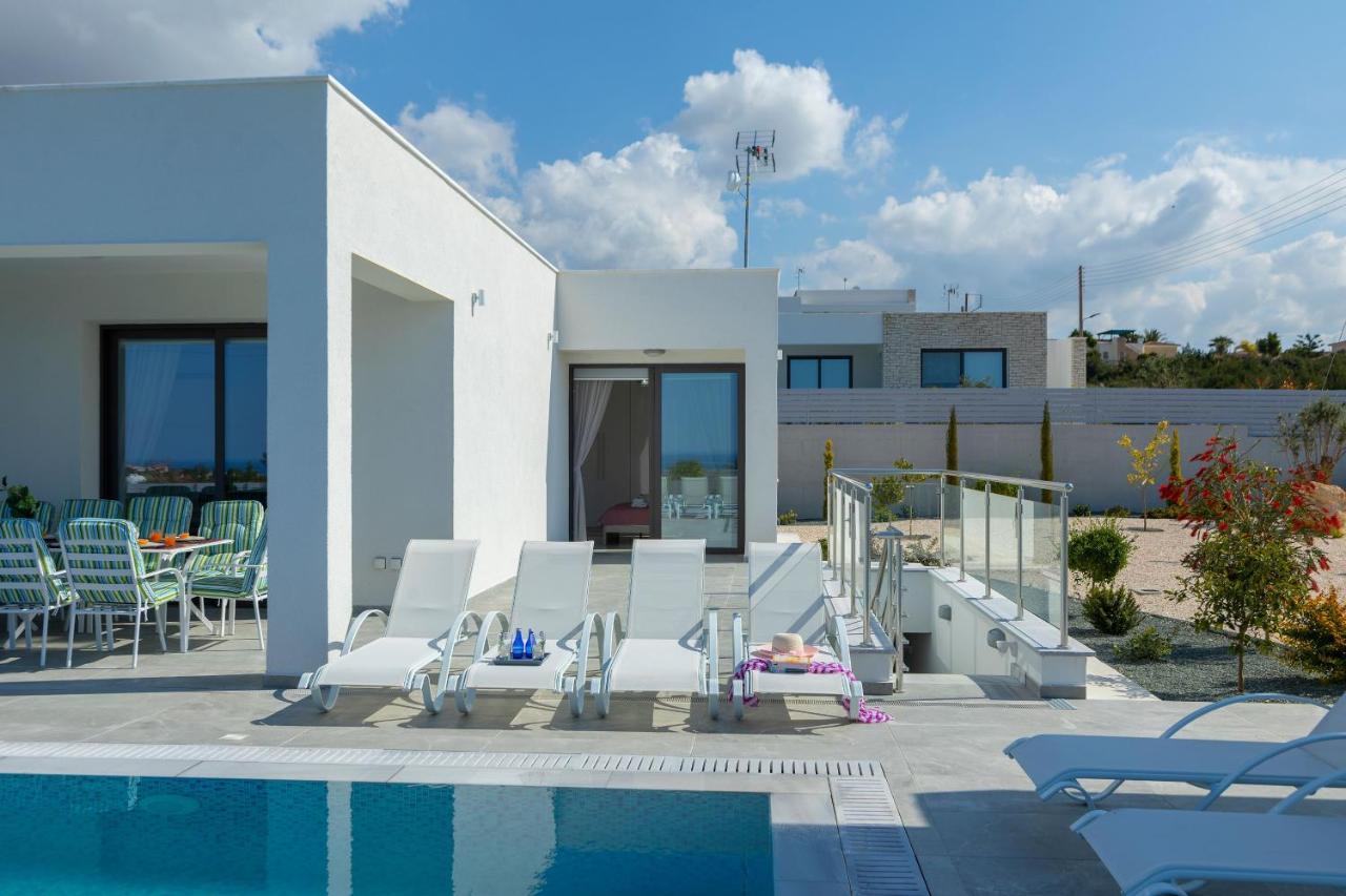 Villa Pleiades Paphos ภายนอก รูปภาพ