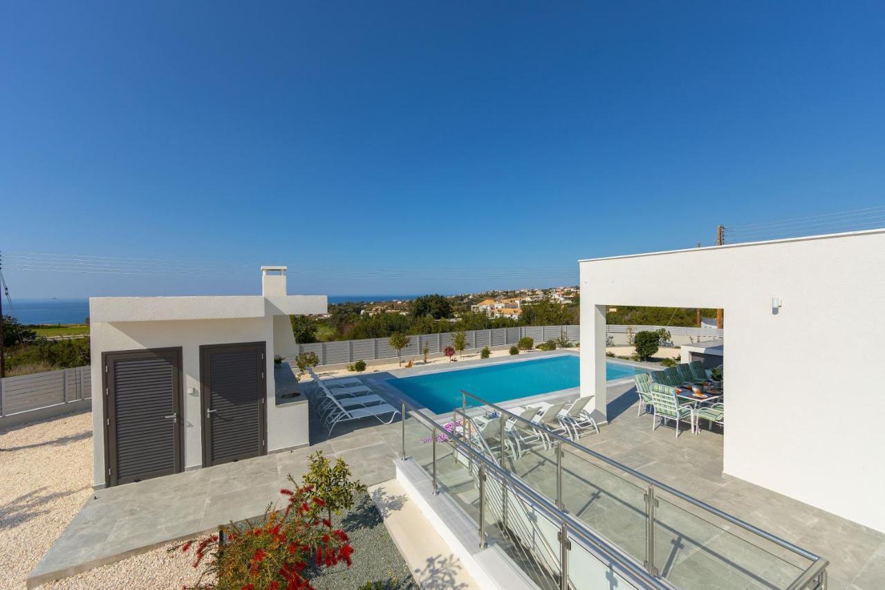 Villa Pleiades Paphos ภายนอก รูปภาพ